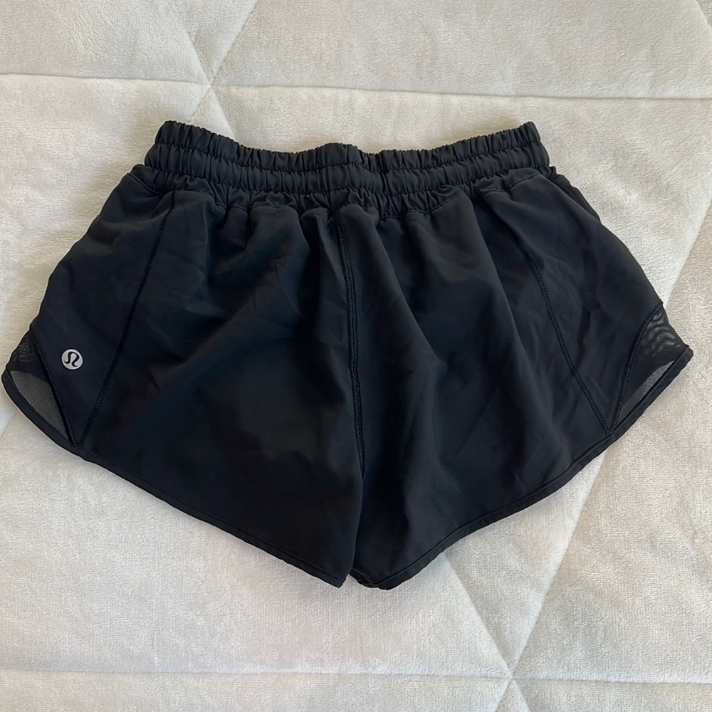 Lululemon Hotty Hot Short